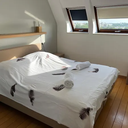Penthouse De Vaughan -luxe Met Zeezicht Ostende