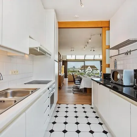 Penthouse De Vaughan * Οστένδη